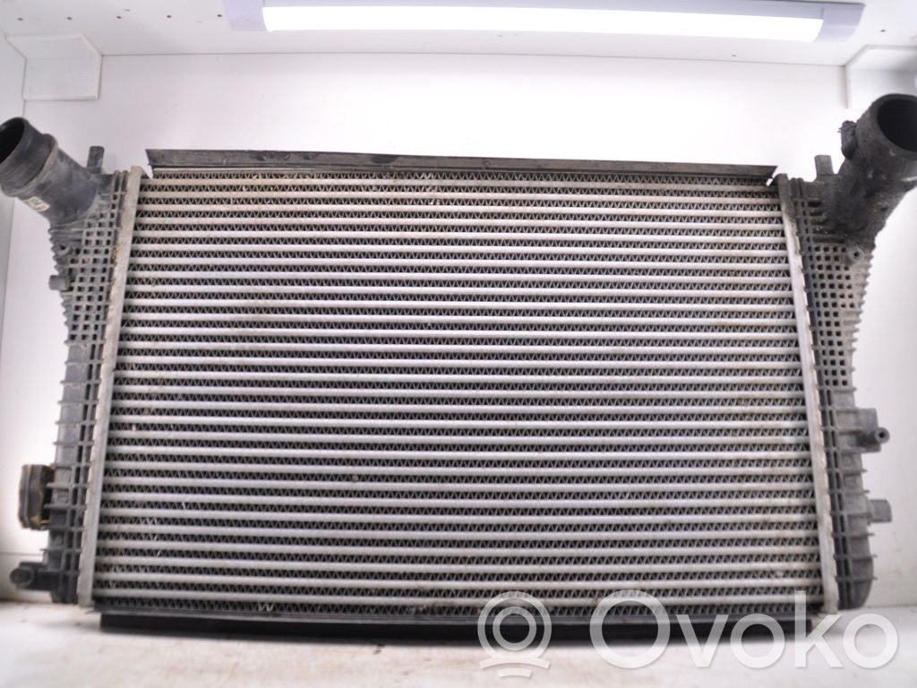 Volkswagen Caddy Interkūlerio radiatorius 