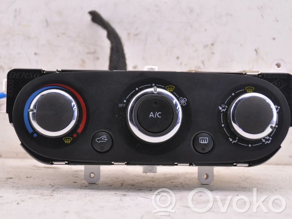 Renault Captur Interior fan control switch 