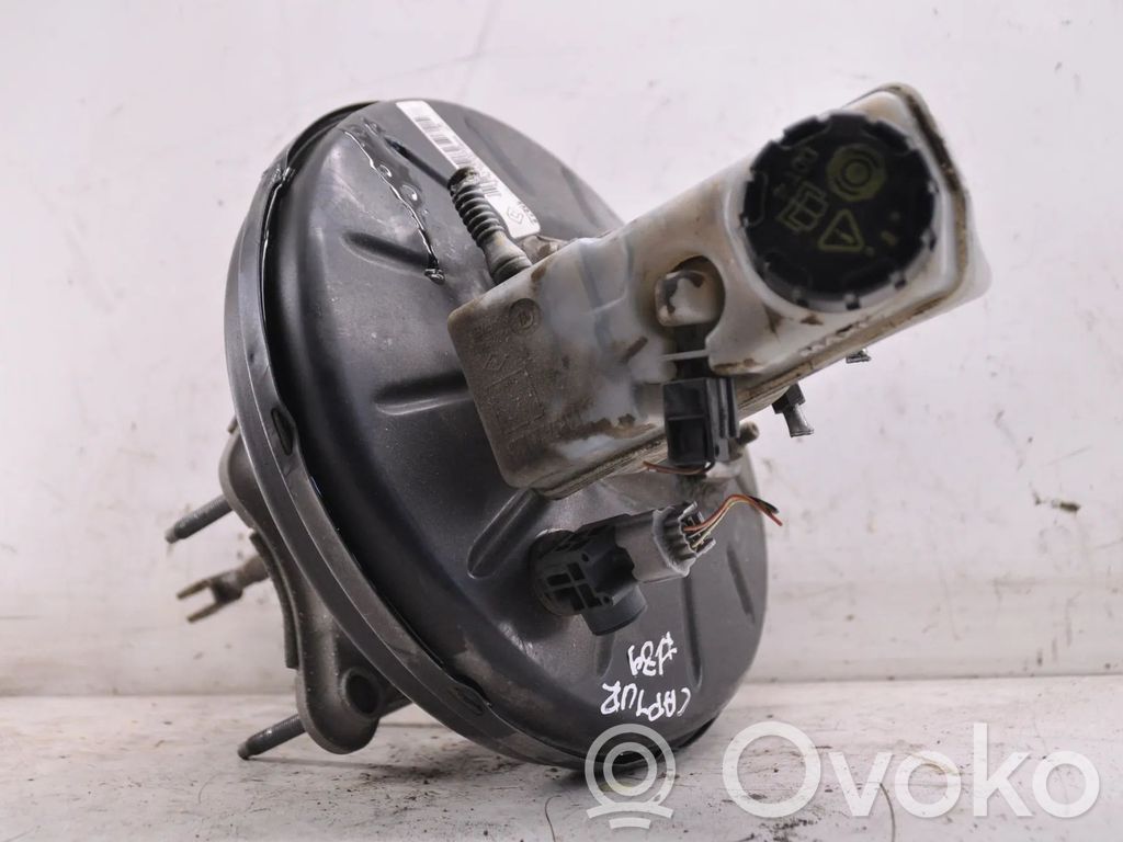 Renault Captur Brake booster 