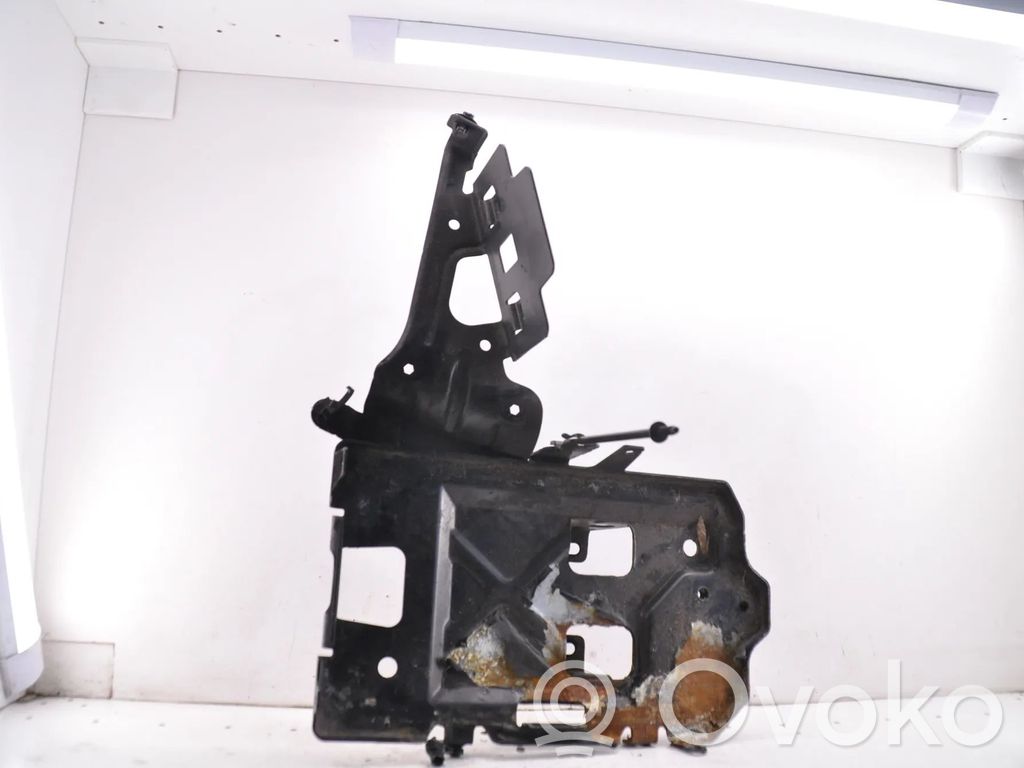 Opel Insignia B Battery box tray 