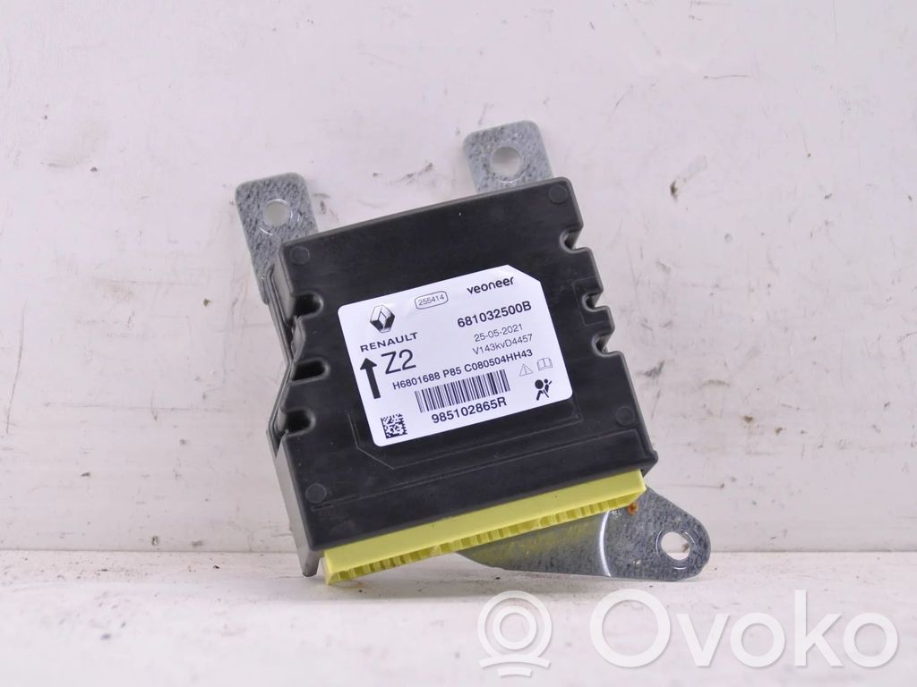 Dacia Sandero III Airbag deployment crash/impact sensor 