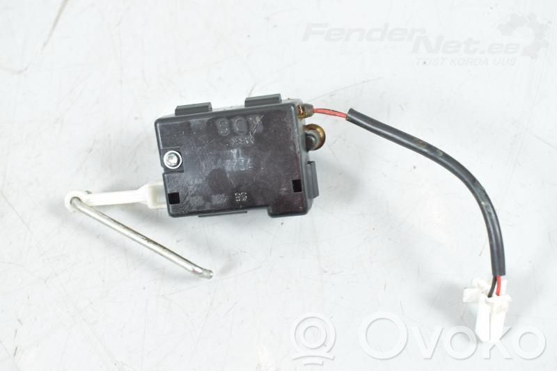 Tailgate lock latch   96491181