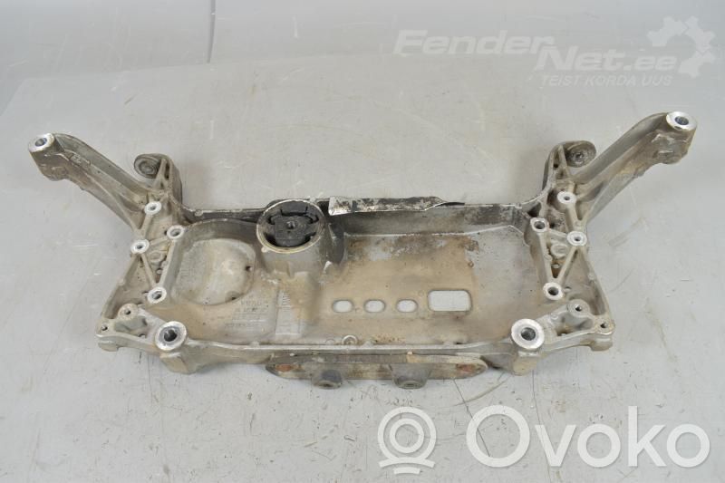 Priekinis traversas   3C0199389F,3C0199313AC