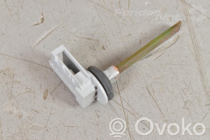 Audi A8 S8 D4 4H Air conditioning (A/C) pressure sensor 