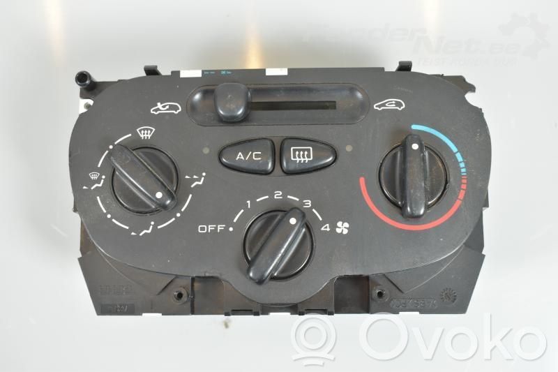 Peugeot 206 Climate control unit 