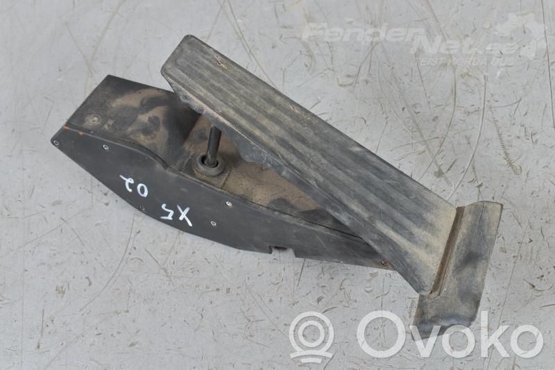 Accelerator throttle pedal   35426786281