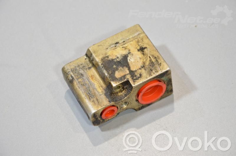 Saab 9-5 Sensor de presión del aire acondicionado (A/C) 