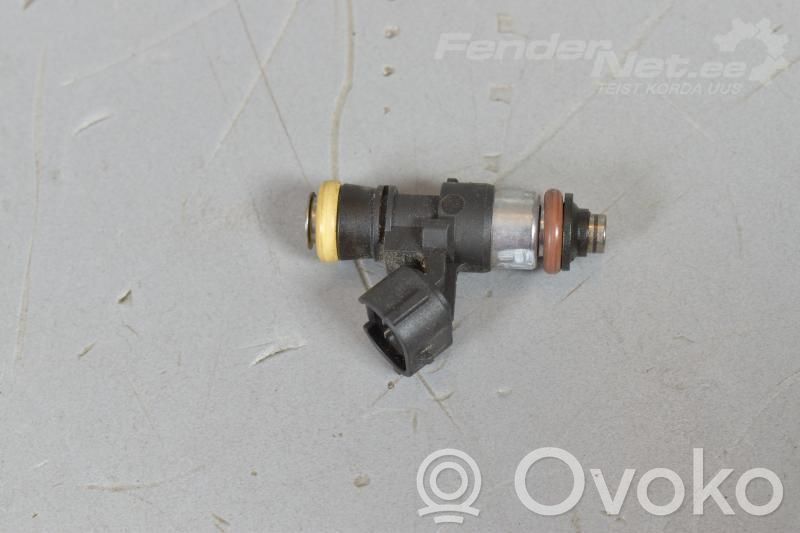 Volkswagen PASSAT B7 Inyector de combustible 