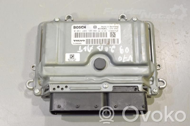 Volvo V70 Engine control unit/module ECU 