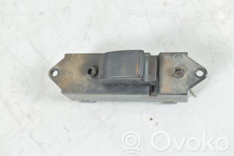 Mitsubishi L200 Electric window control switch 