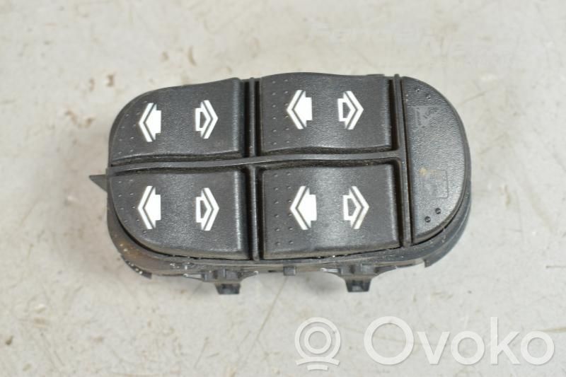 Ford Focus Interruptor del elevalunas eléctrico 