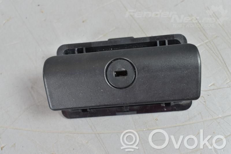 BMW 3 E46 Glove box 