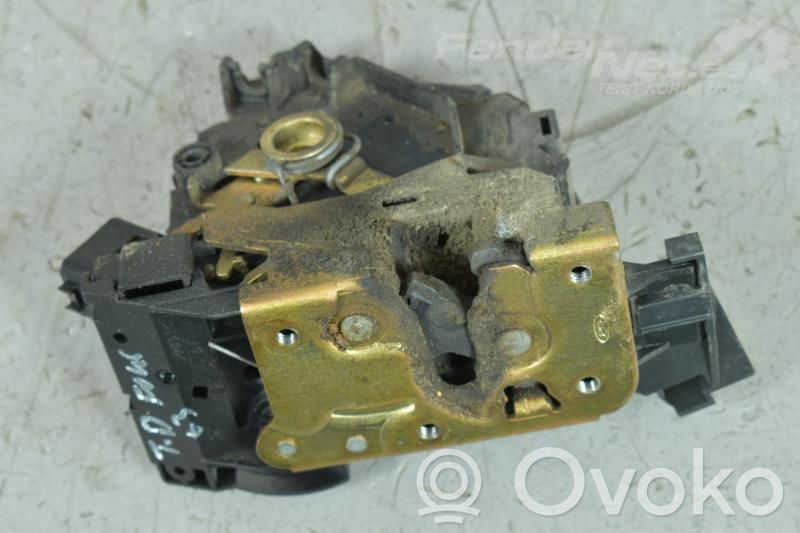 Ford Focus Rear door lock 