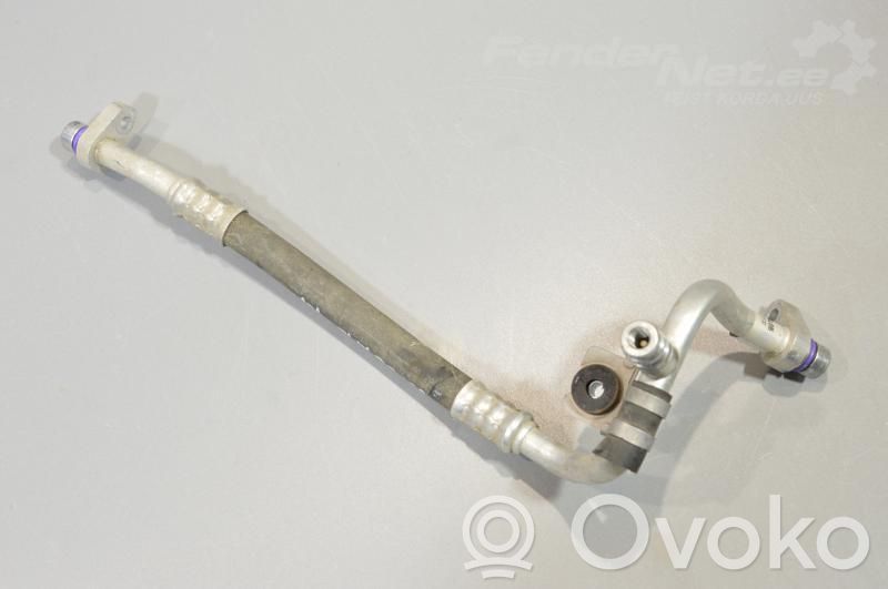 Ilmastointilaitteen putki (A/C)   924403NL0B