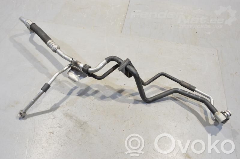 Audi A8 S8 D3 4E Ilmastointilaitteen putki (A/C) 