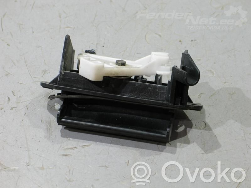 Toyota Corolla E120 E130 Tailgate trunk handle 