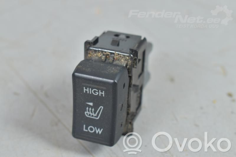Subaru Outback Interruptor de calefacción del asiento 