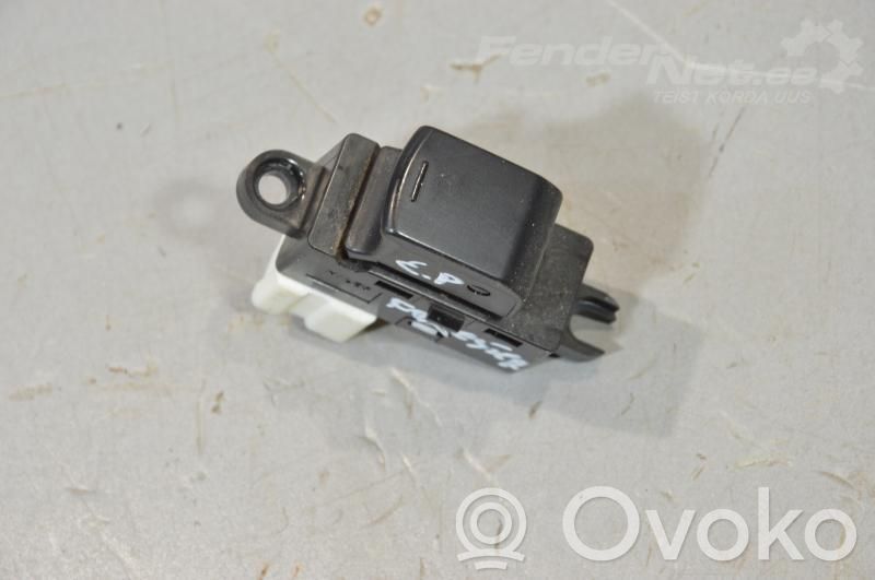 Subaru Forester SH Electric window control switch 