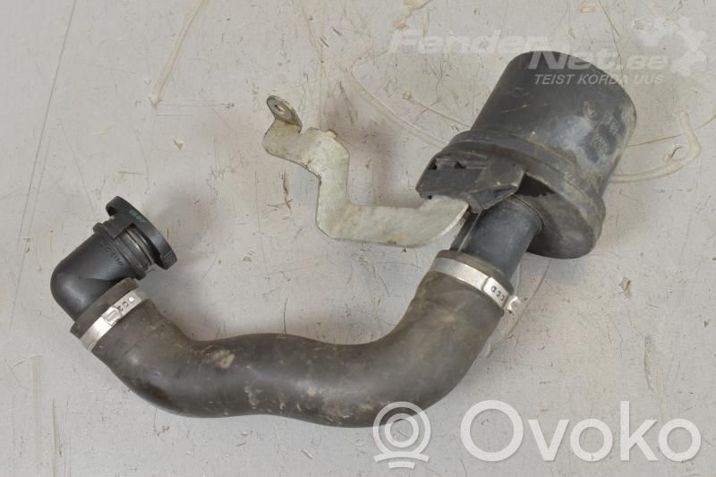 Air intake hose/pipe   11727557907