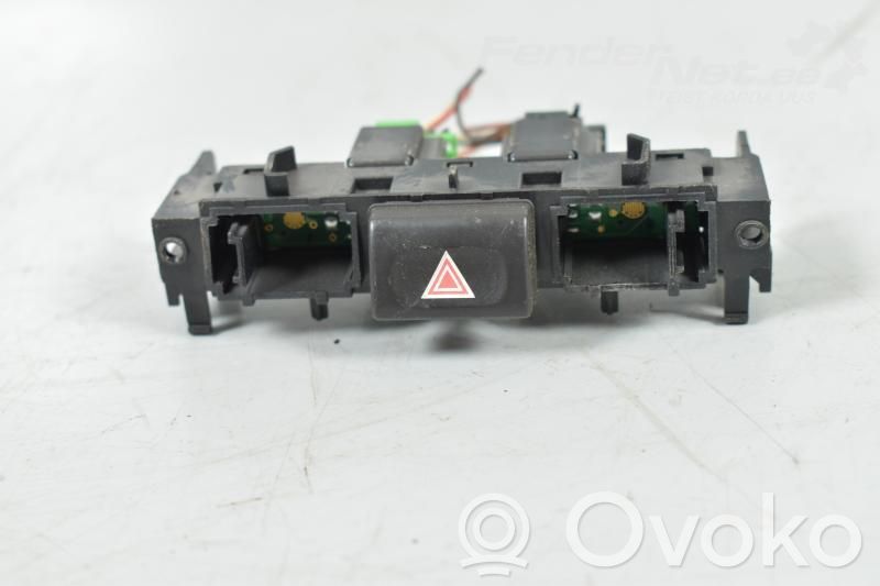 Hazard light switch   1X4313B302AD,C2S24931