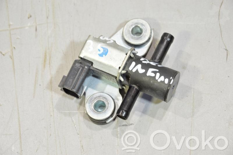 Válvula de vacío   14930JK20A,14930JK20B,K5T46697,K5T46697