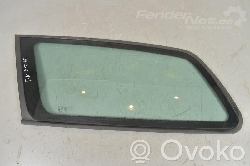 Rear side window   8650442