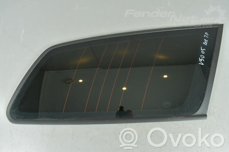 Volvo V50 Rear side window 