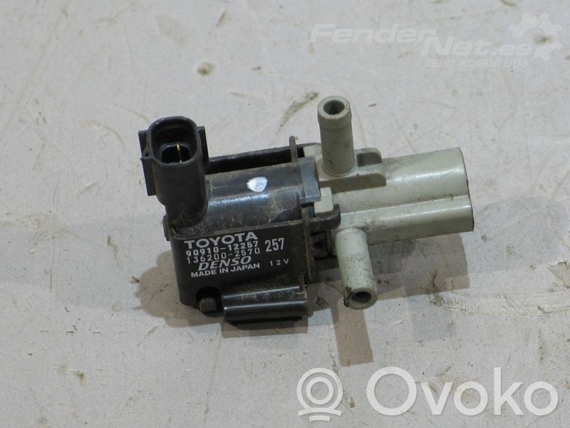 Toyota Corolla E120 E130 Válvula de vacío 