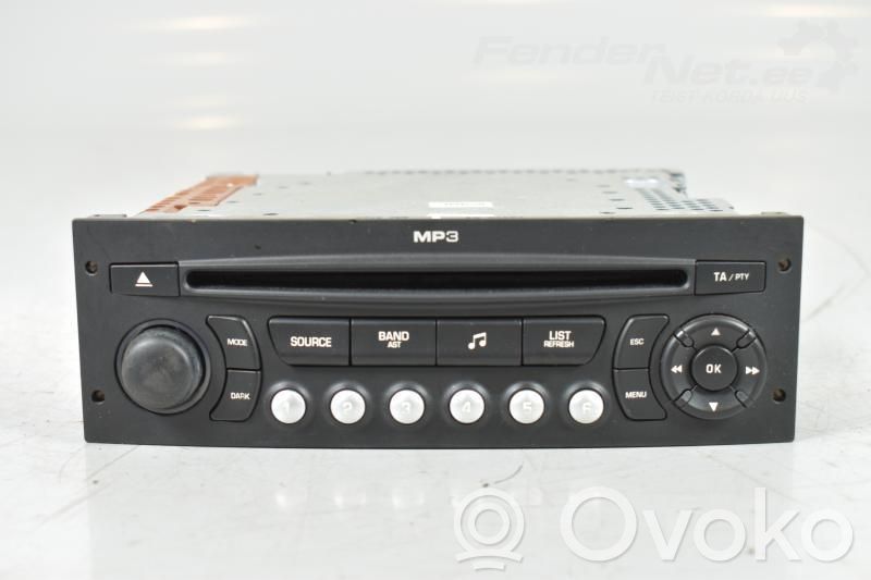 Panel / Radioodtwarzacz CD/DVD/GPS   96643698XT,657919
