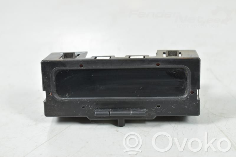 Renault Clio II Clock 