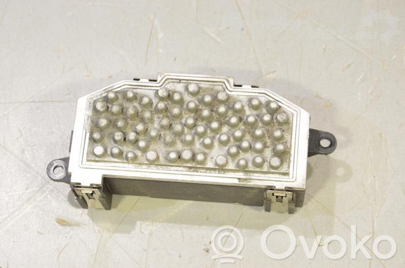 Volkswagen PASSAT B7 Rezystor / Opornik dmuchawy nawiewu 