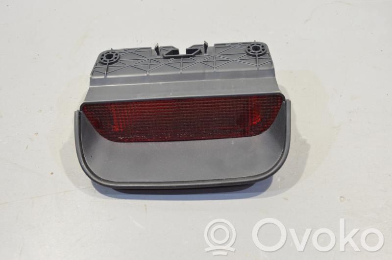 Honda CR-V Third/center stoplight 