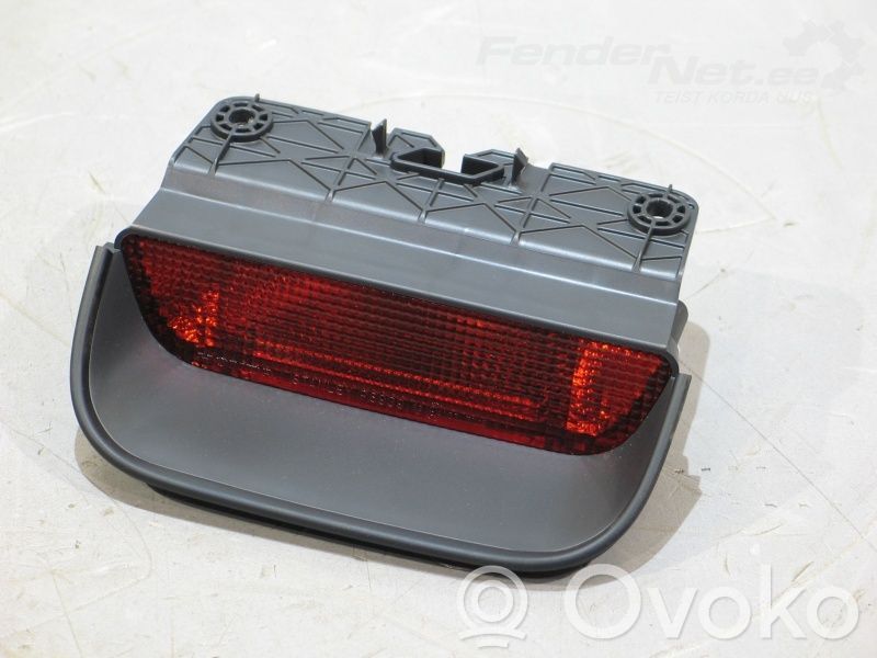 Honda CR-V Third/center stoplight 