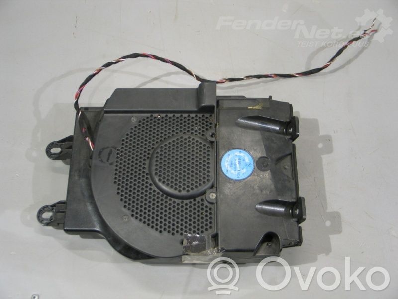 Subwoofer speaker   65136901324AI04