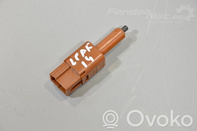 Nissan Leaf I (ZE0) Brake pedal sensor switch 