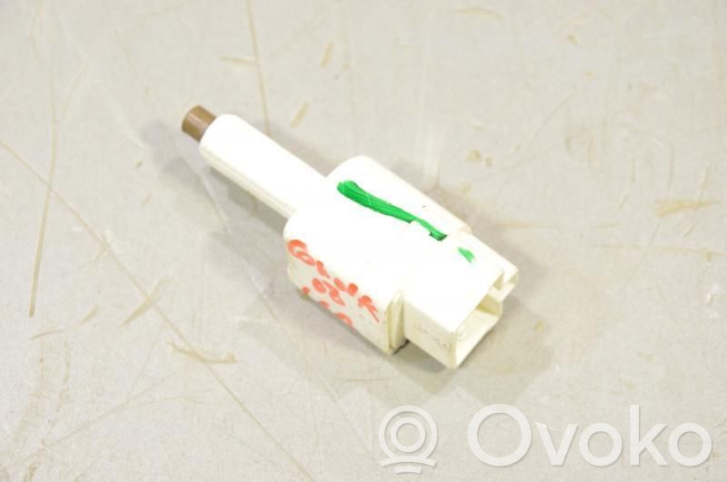 Interruptor sensor del pedal de freno   8434009040