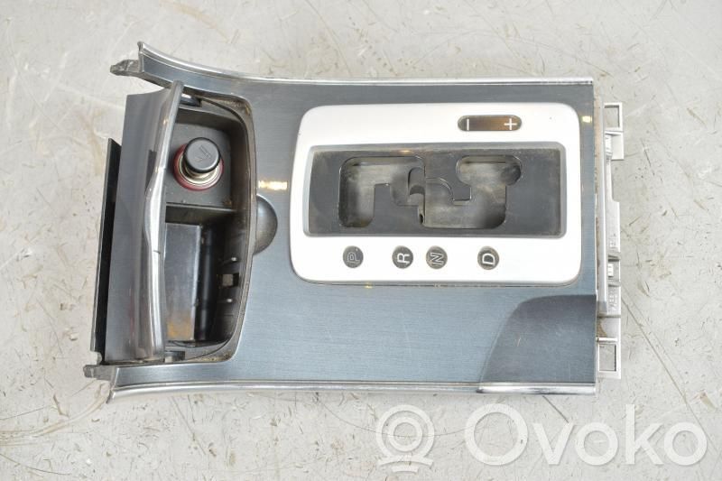 Ashtray (front)   GR1E64340C
