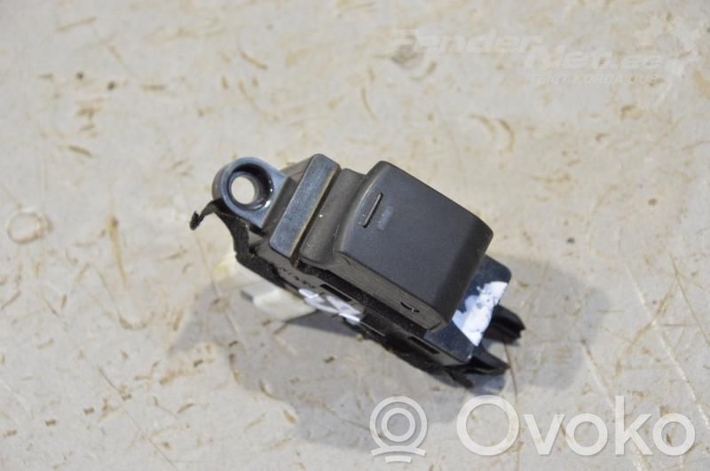 Subaru Legacy Electric window control switch 