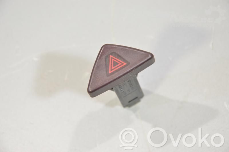 Volvo V70 Hazard light switch 