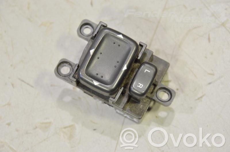 Включатель зеркал   GJ6A66600
