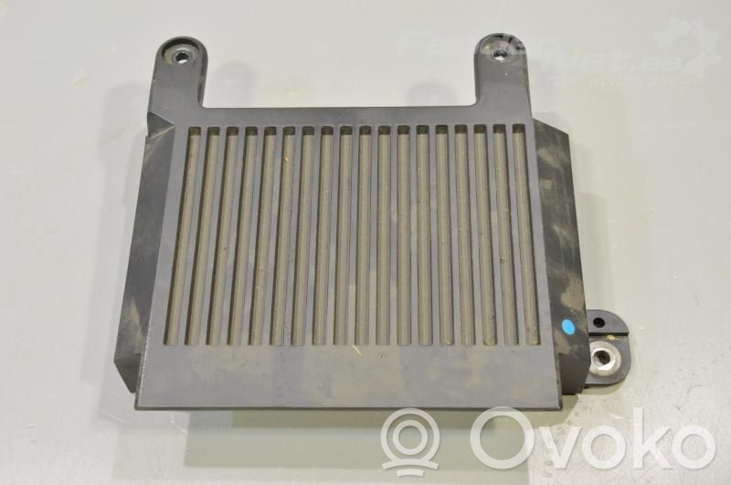 Volvo V70 Garso stiprintuvas 