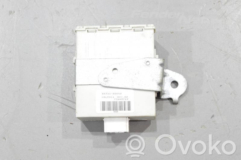 Toyota Corolla E120 E130 Central locking relay 
