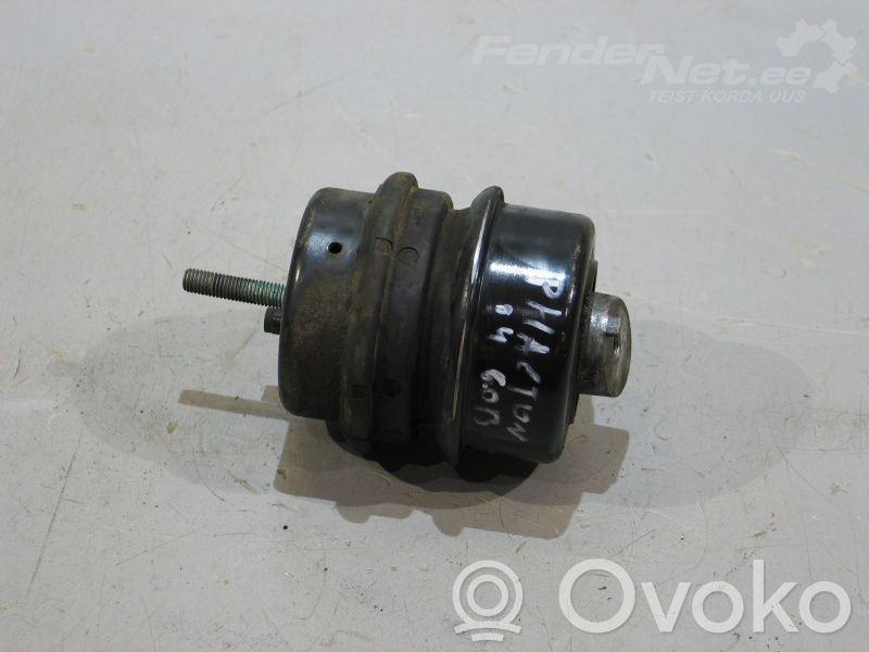 Volkswagen Phaeton Engine mounting bracket 
