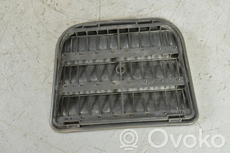 Volvo S60 Évent de pression de quart de panneau 