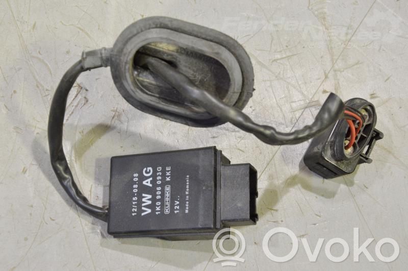 Skoda Superb B6 (3T) Fuel pump relay 