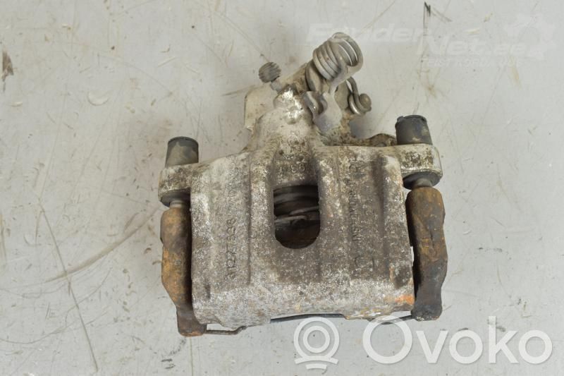 Volvo V50 Задний суппорт 