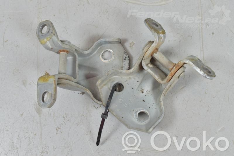 Subaru Legacy Front door hinge set 