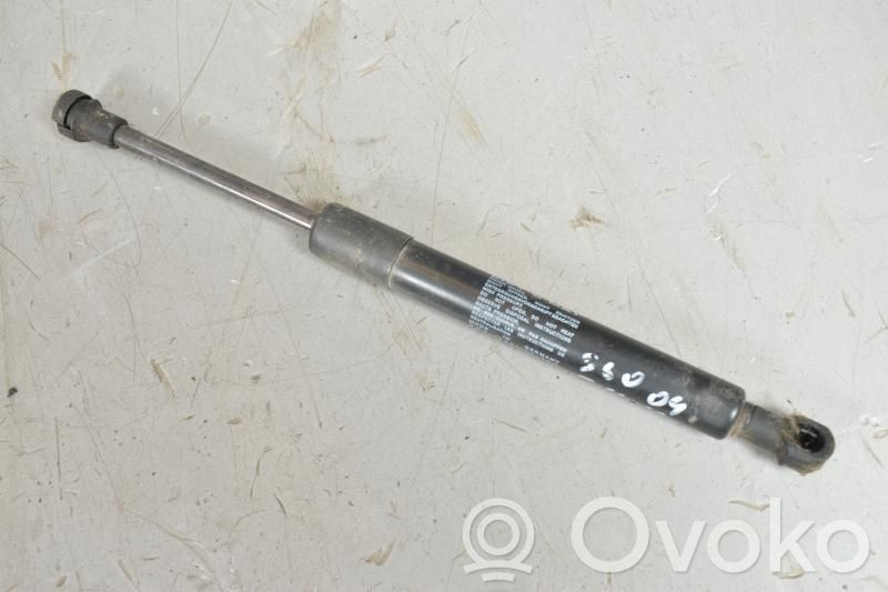Volvo S60 Tailgate strut 