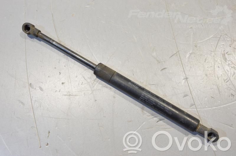 Volvo C70 Tailgate strut 