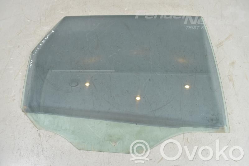 Ford Focus aizmugurējo durvju stikls 
